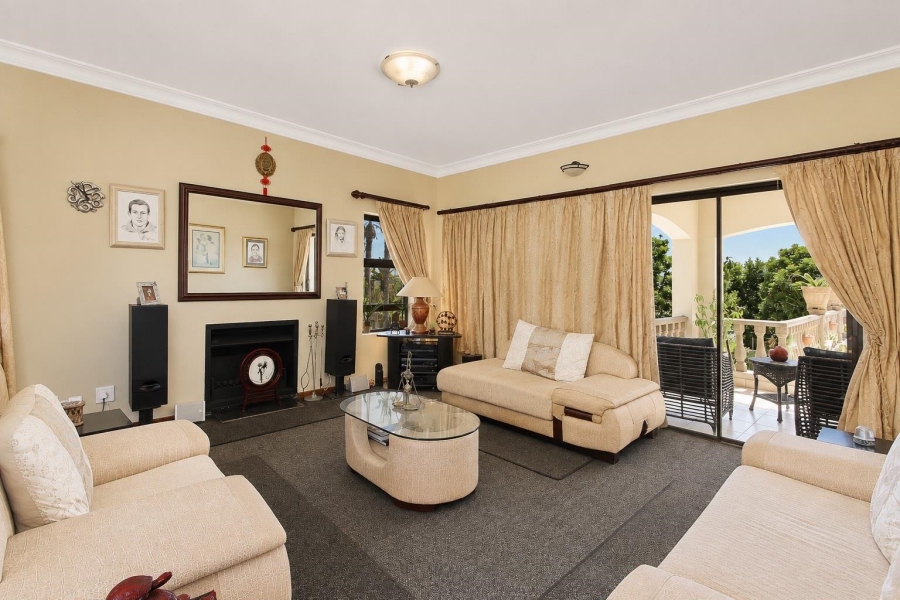 6 Bedroom Property for Sale in Sunset Beach Western Cape